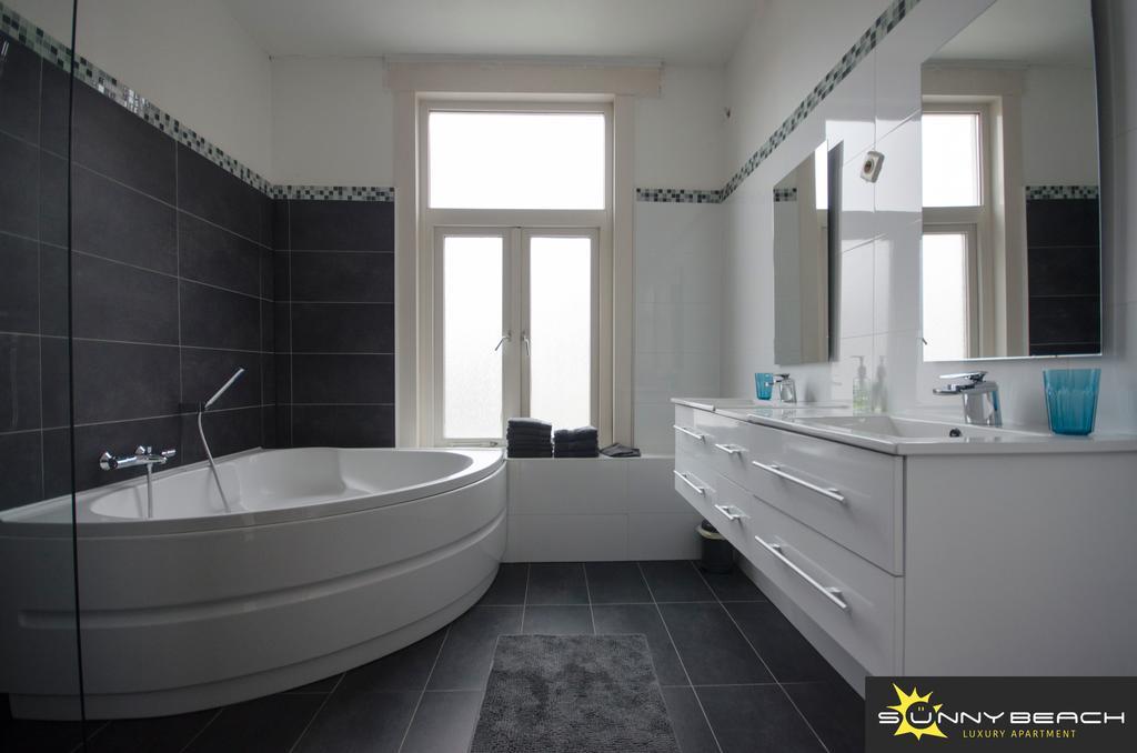Sunnybeach Luxury Apartment Зандфорт Экстерьер фото
